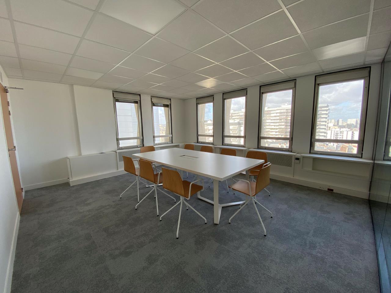 Bureau Paris 3240m² Location bureau Paris OLBUR2104652 3